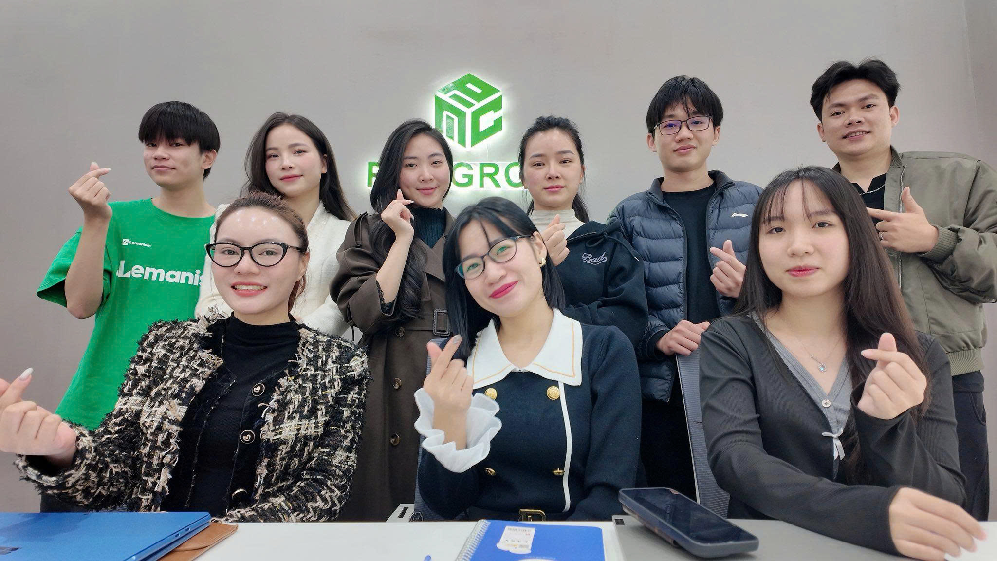 Khách hàng và đội ngũ PNC GROUP